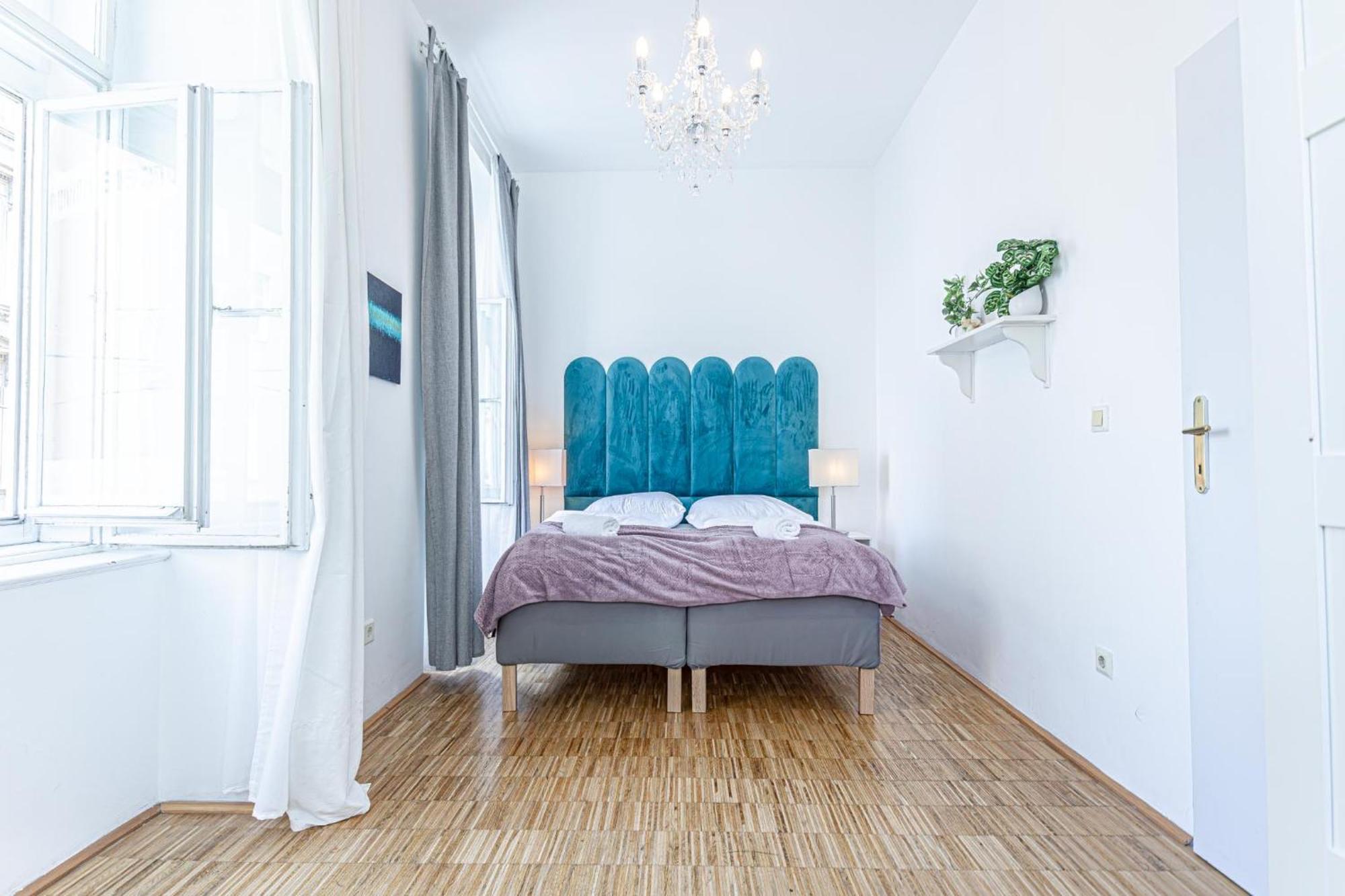 Superior 2Br Apartment - Perfect For Longstays Виена Екстериор снимка