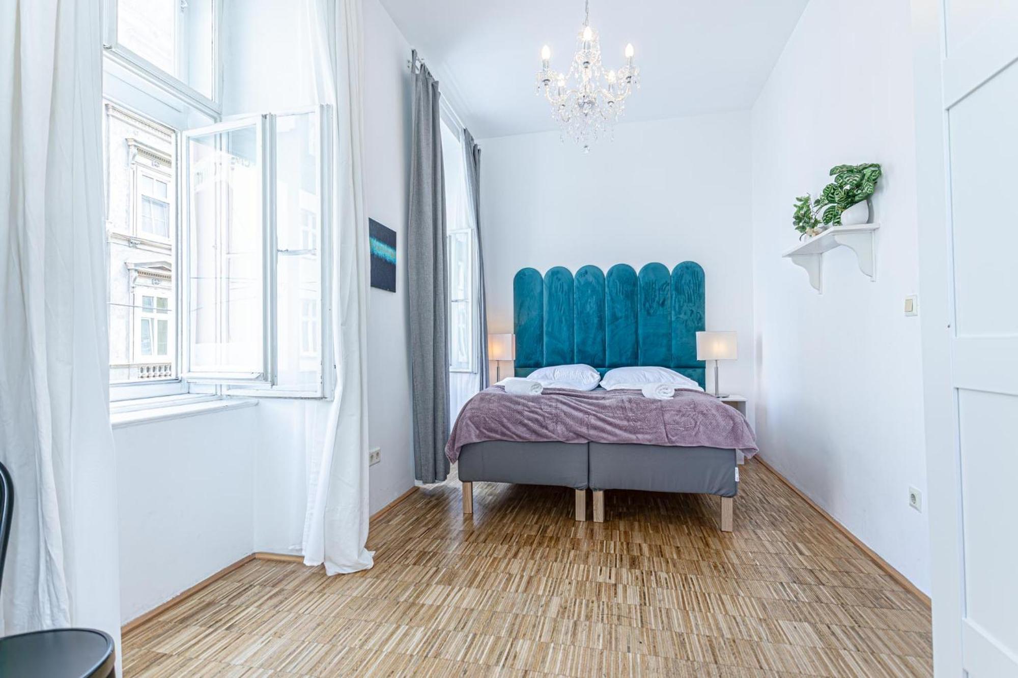 Superior 2Br Apartment - Perfect For Longstays Виена Екстериор снимка